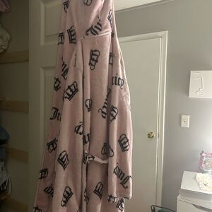 Juicy Couture Pink Robe with Black Logo
